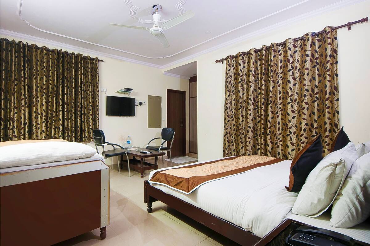 Luxury Room, Smoking, City View