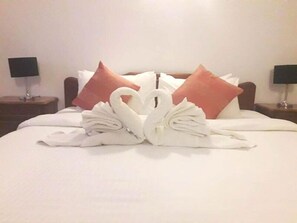 In-room safe, desk, iron/ironing board, free WiFi