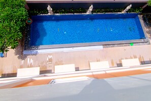 Outdoor pool - Front One Hotel Purwodadi (Purwodadi)