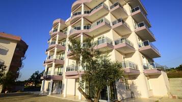 Front of property - evening/night