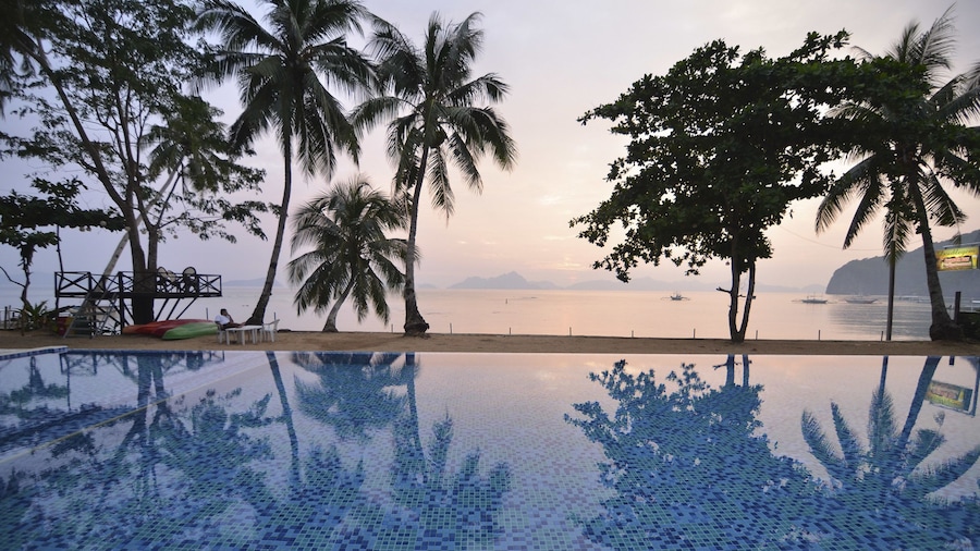 Doublegem Beach Resort and Hotel