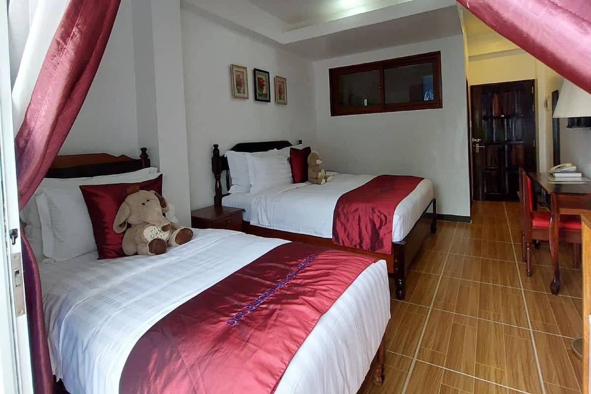 Kolmen hengen premier-huone, valtamerinäköala | Egyptinpuuvillaiset lakanat, ylelliset vuodevaatteet