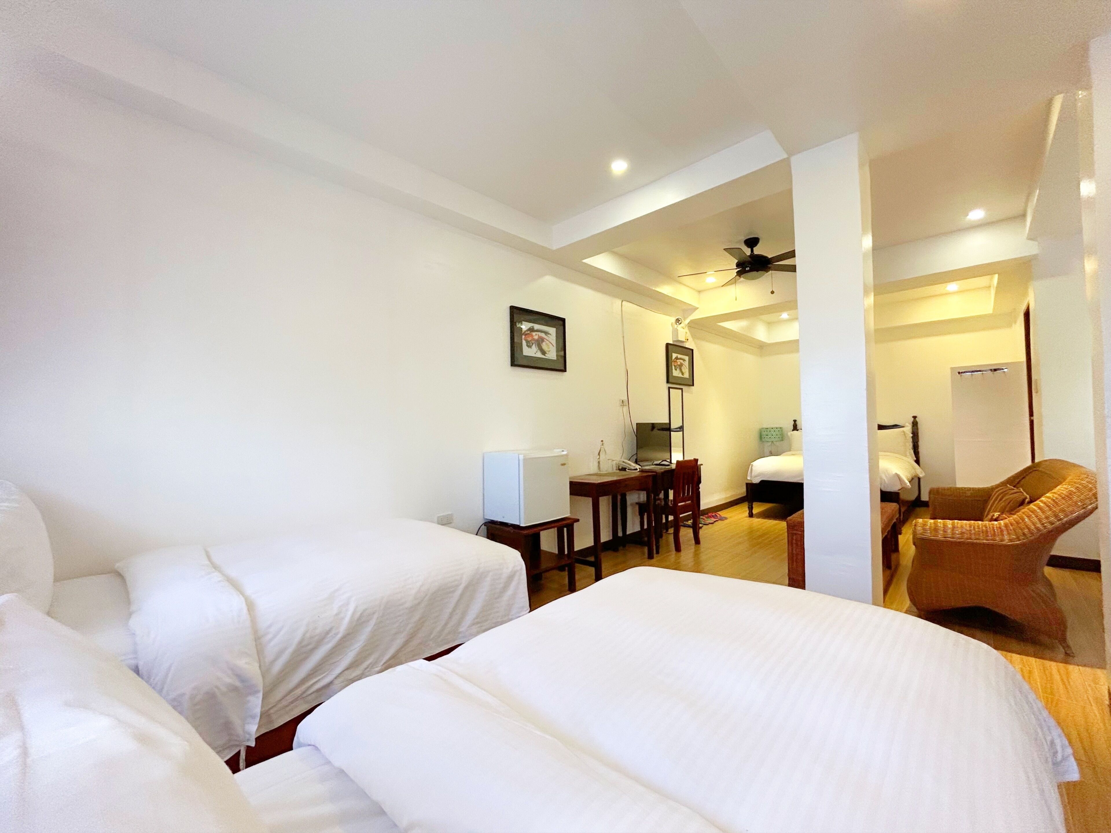 Egyptian cotton sheets, premium bedding, in-room safe, blackout curtains