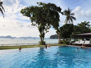 Outdoor pool, open 6 AM to 8:00 PM, free pool cabanas, pool loungers - Doublegem Beach Resort and Hotel (El Nido)