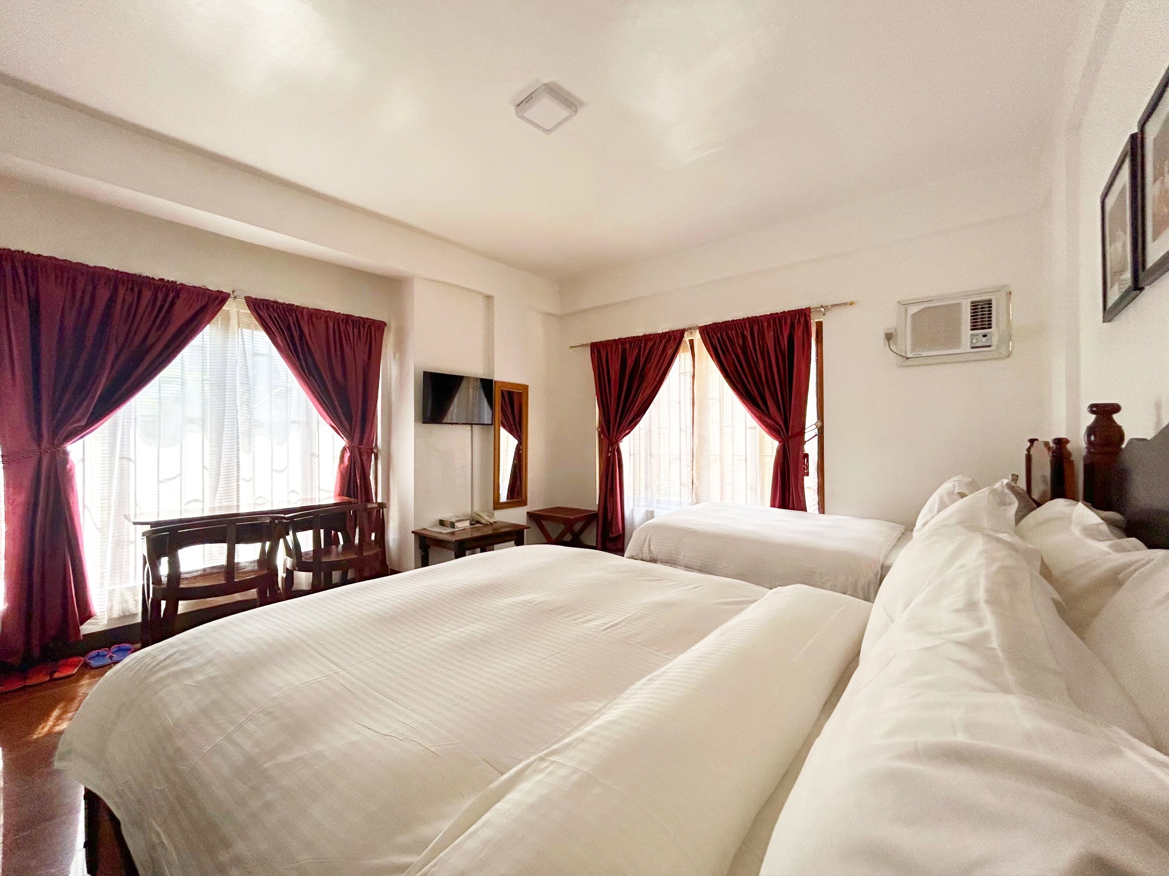 Driepersoonskamer (Forest Bldg. - Triple Sharing) | Lakens van Egyptisch katoen, luxe beddengoed, een kluis op de kamer