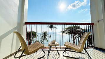 Quarto triplo premier, vista para o oceano | Vista para praia/oceano