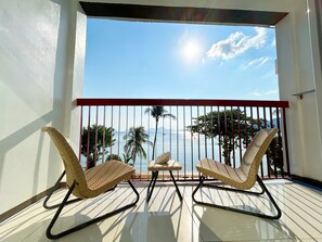Oceanview Premiere Triple | Beach/ocean view - Doublegem Beach Resort and Hotel (El Nido)