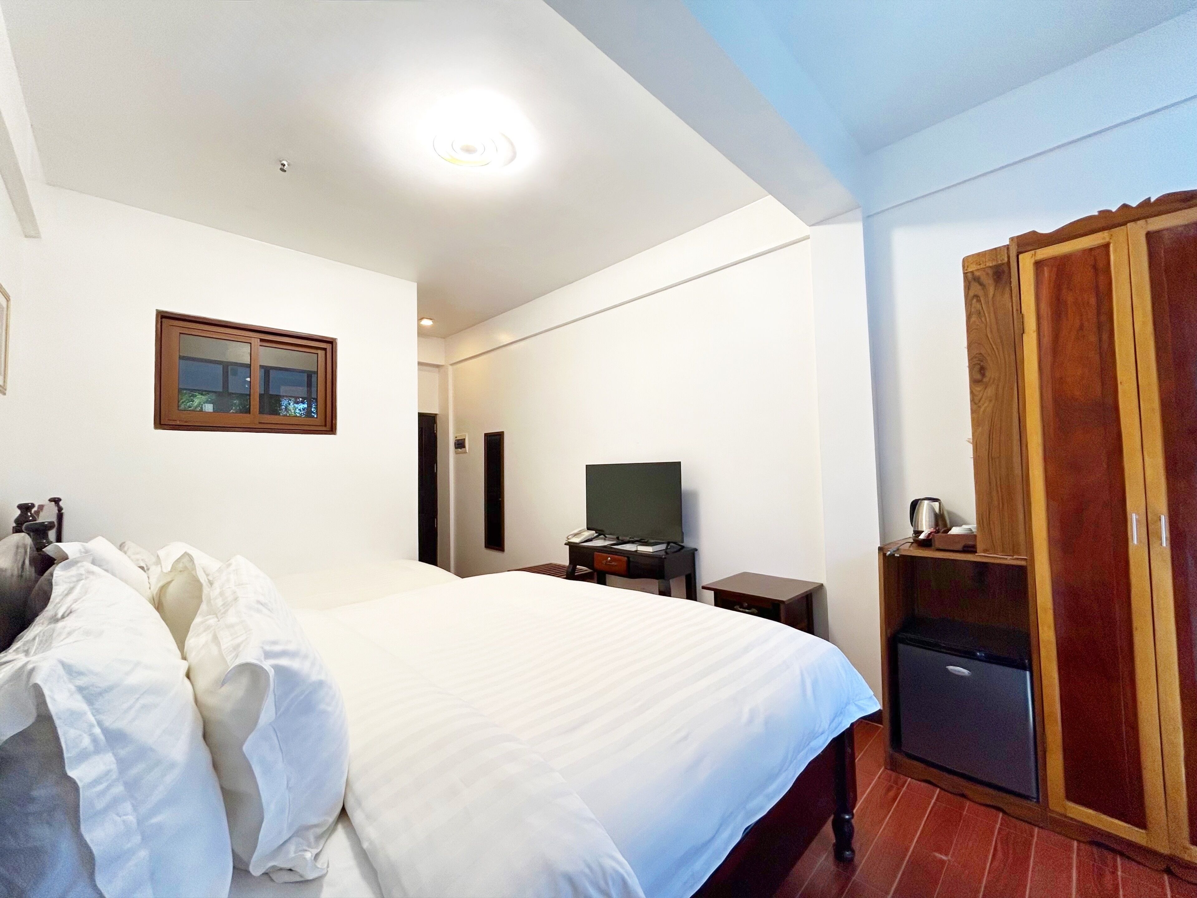 Premier Double Room | Egyptian cotton sheets, premium bedding, in-room safe, blackout curtains