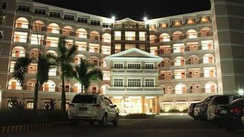 Front of property – evening/night