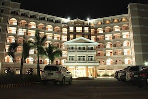 Front of property – evening/night