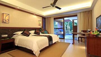 Minibar, in-room safe, desk, blackout curtains