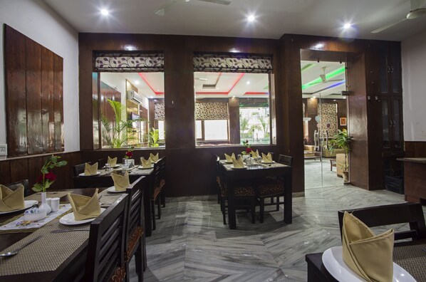 Restaurant - Airport Hotel Olive & Blue (New Delhi)