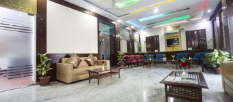 Airport Hotel Olive & Blue