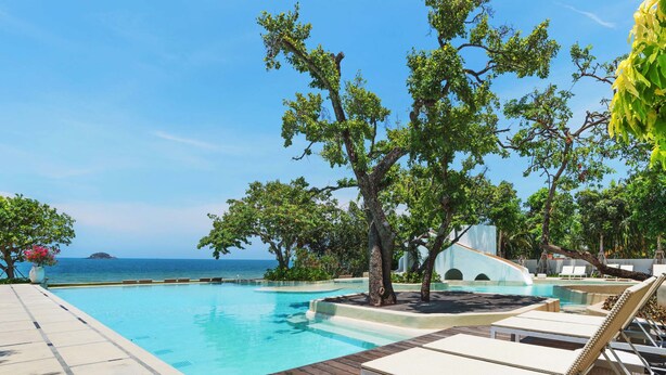 Outdoor pool - Chelona By Favstay (Hua Hin)