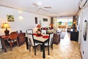 Condo, 3 Bedrooms, Partial Sea View | Dining