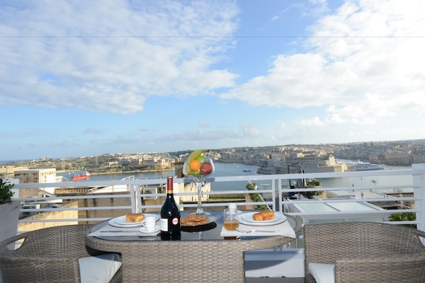 Double Room, Balcony, Sea View | Balcony