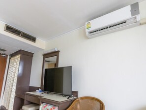 Minibar, desk, free WiFi, bed sheets - Lake Inn Hotel (Songkhla)