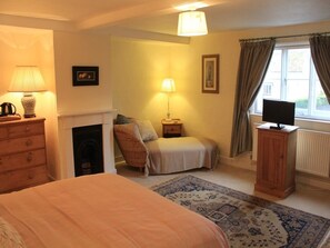 Suite, Private Bathroom | WiFi