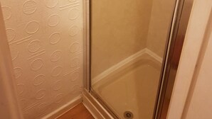 Unclassified image, 5 of 72, button - Avari Beach Hotel (Blackpool)