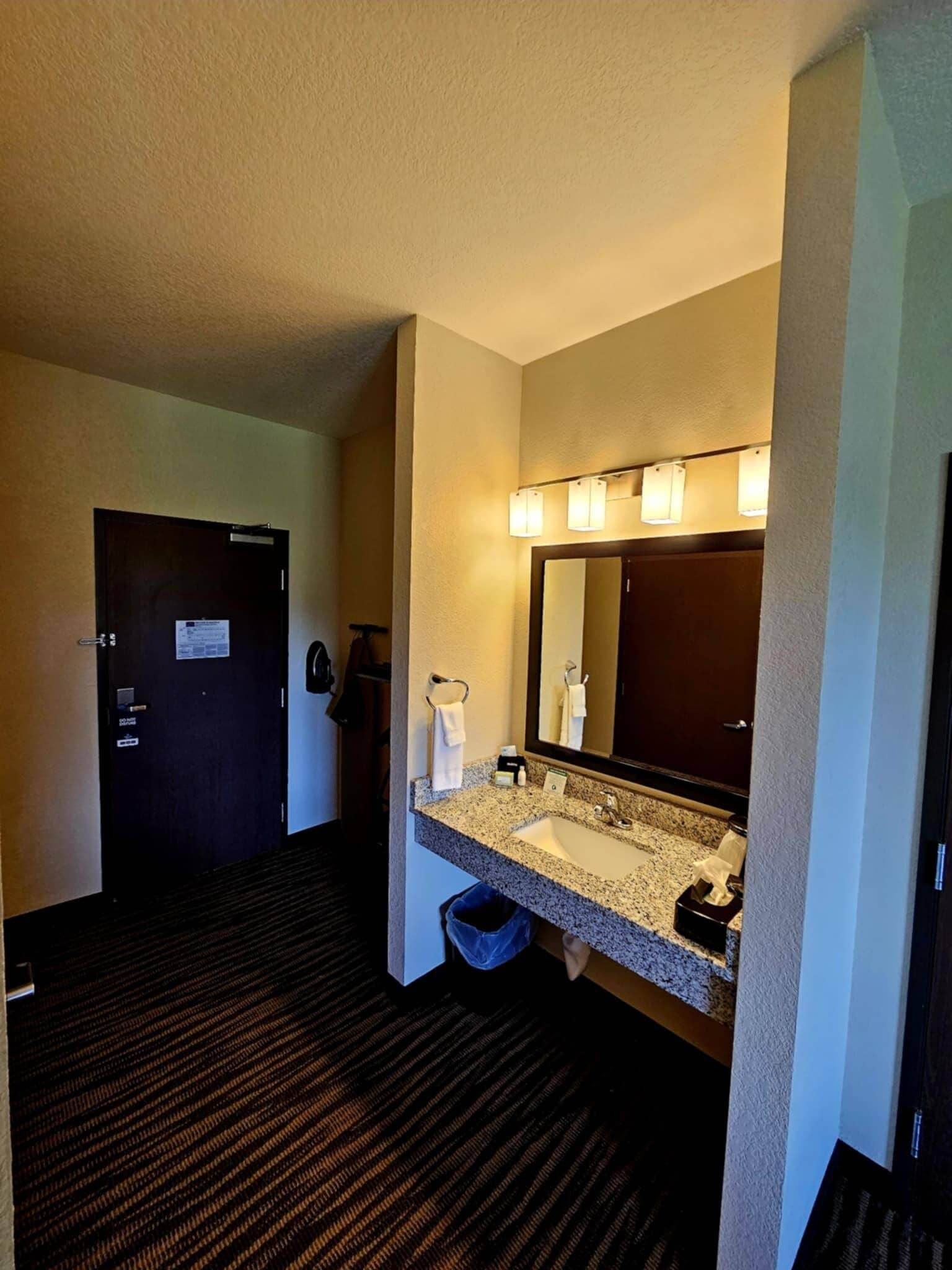 room, 1 king bed, accessible, non smoking (tub) | desk, blackout curtains, iron/ironing board, free rollaway beds