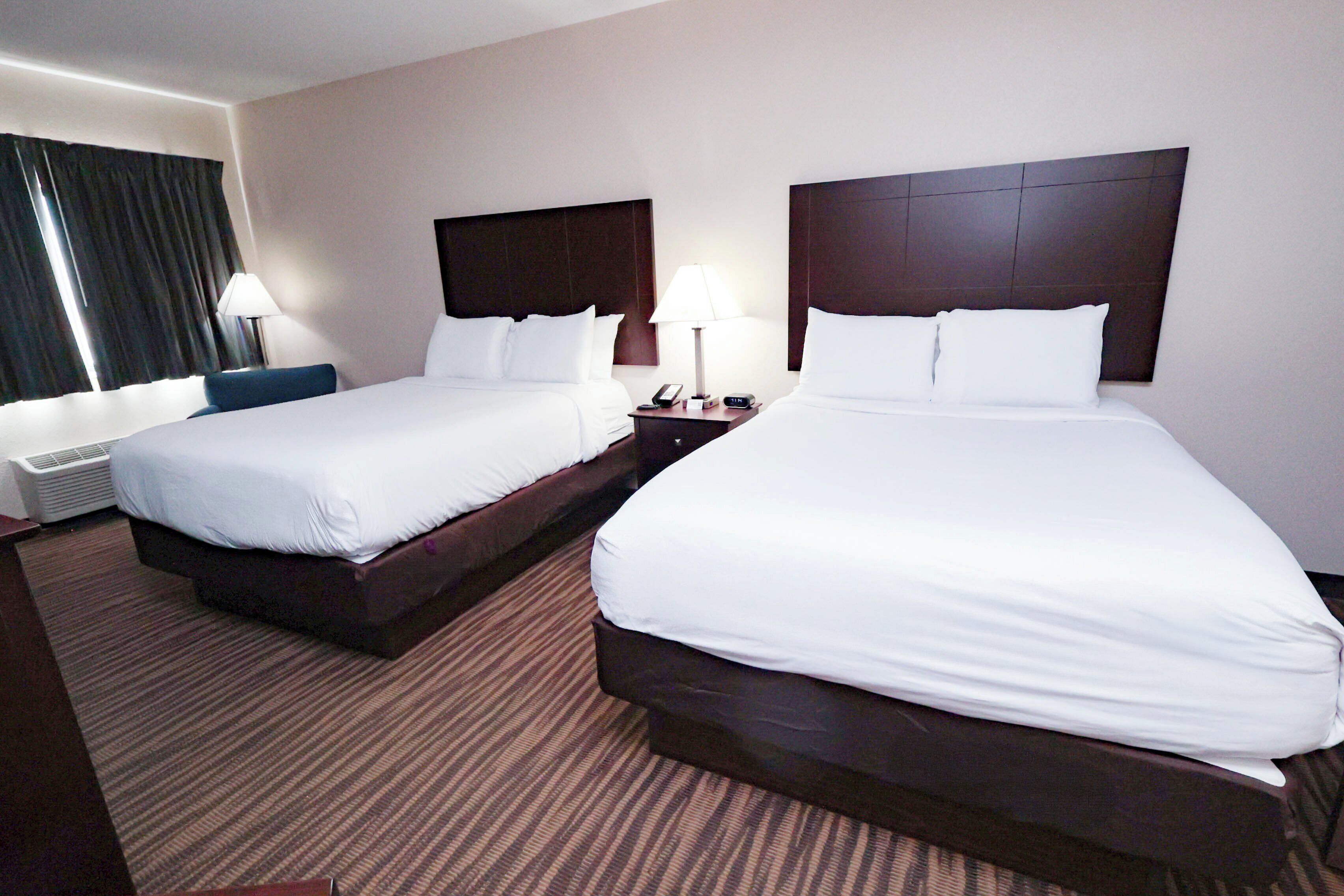 studio, 2 queen beds, non smoking | desk, blackout curtains, iron/ironing board, free rollaway beds