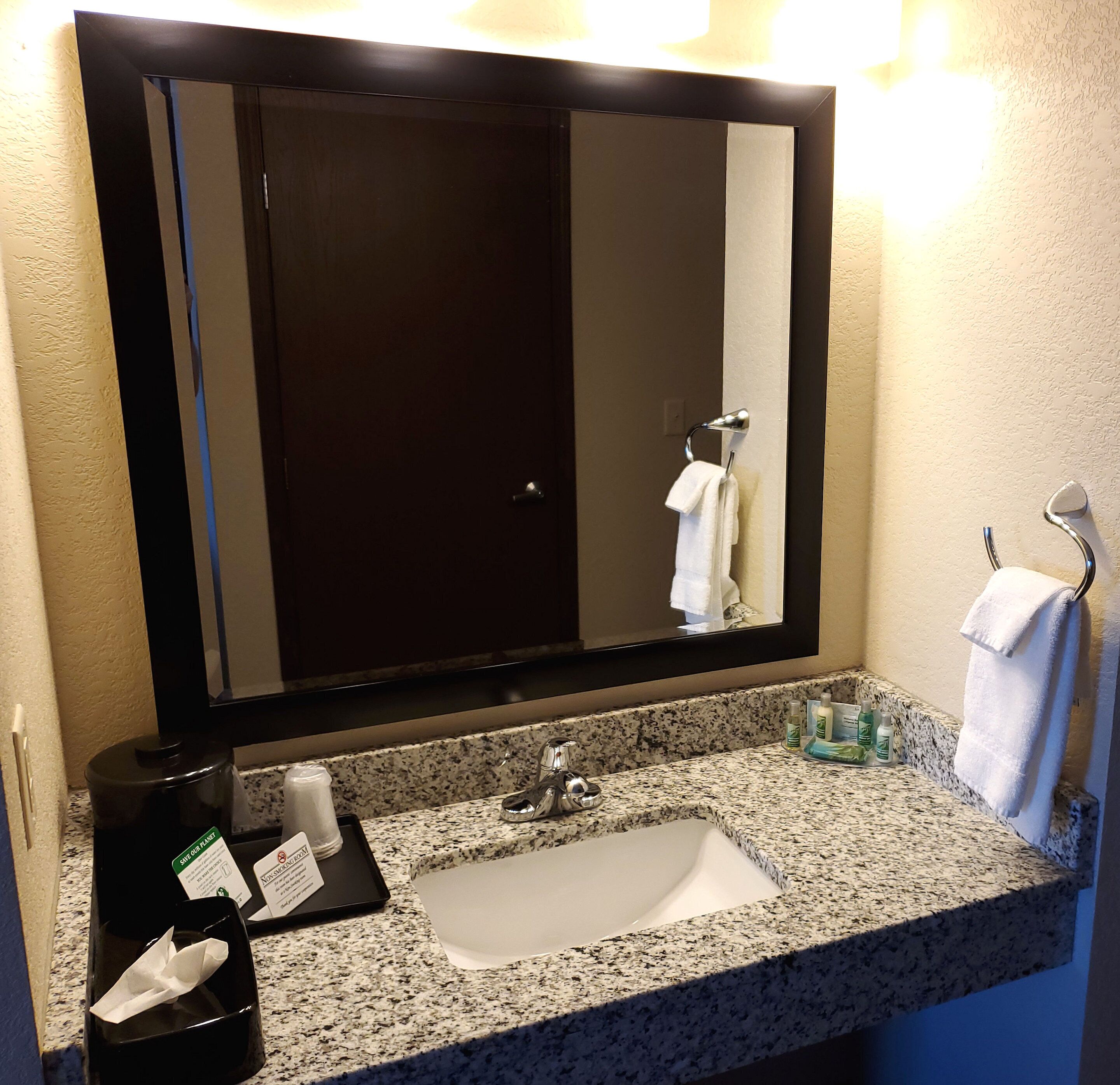 room, 2 queen beds, non smoking | bathroom sink