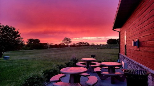 Cobblestone Inn & Suites - Maryville