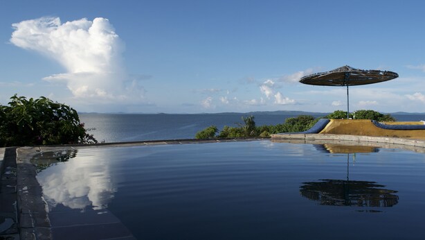 Infinity-Pool
