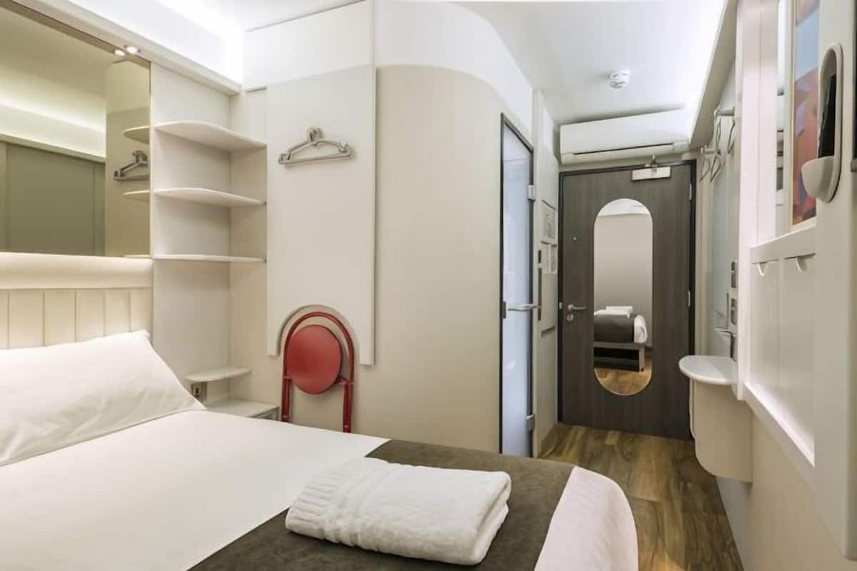 In-room safe, desk, laptop workspace, blackout curtains