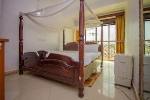 Leilighet, 2 soverom | Skrivebord, lydisolert, wi-fi (inkludert) og sengetøy