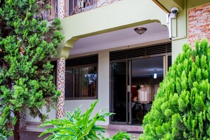 ทางเข้าที่พัก