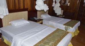 In-room safe, desk, free WiFi, bed sheets
