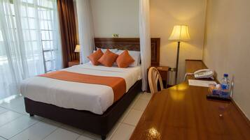 Standard Double Room | Minibar, in-room safe, desk, free WiFi