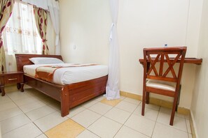 Standard Room | Free WiFi, bed sheets