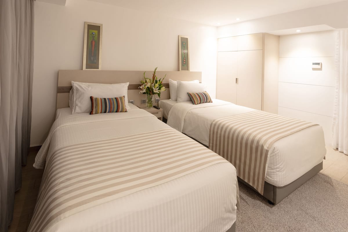 Tempat tidur tambahan