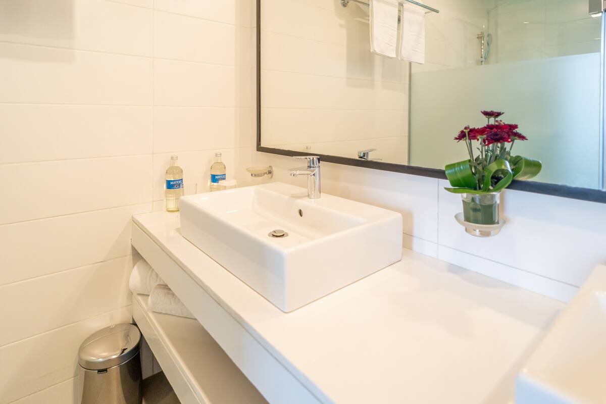 free toiletries, bathrobes, slippers, bidet