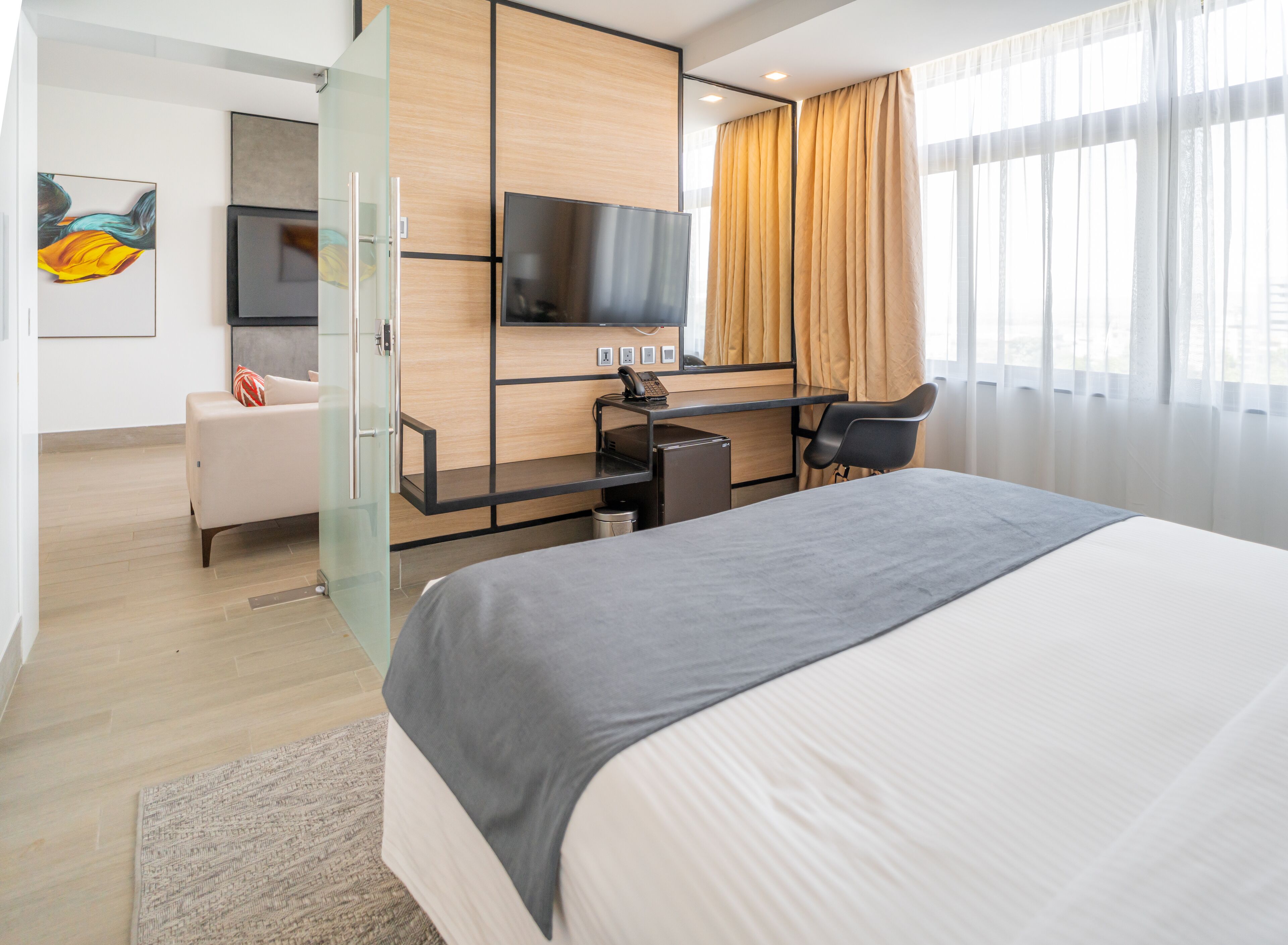 Minibar, in-room safe, individually furnished, desk