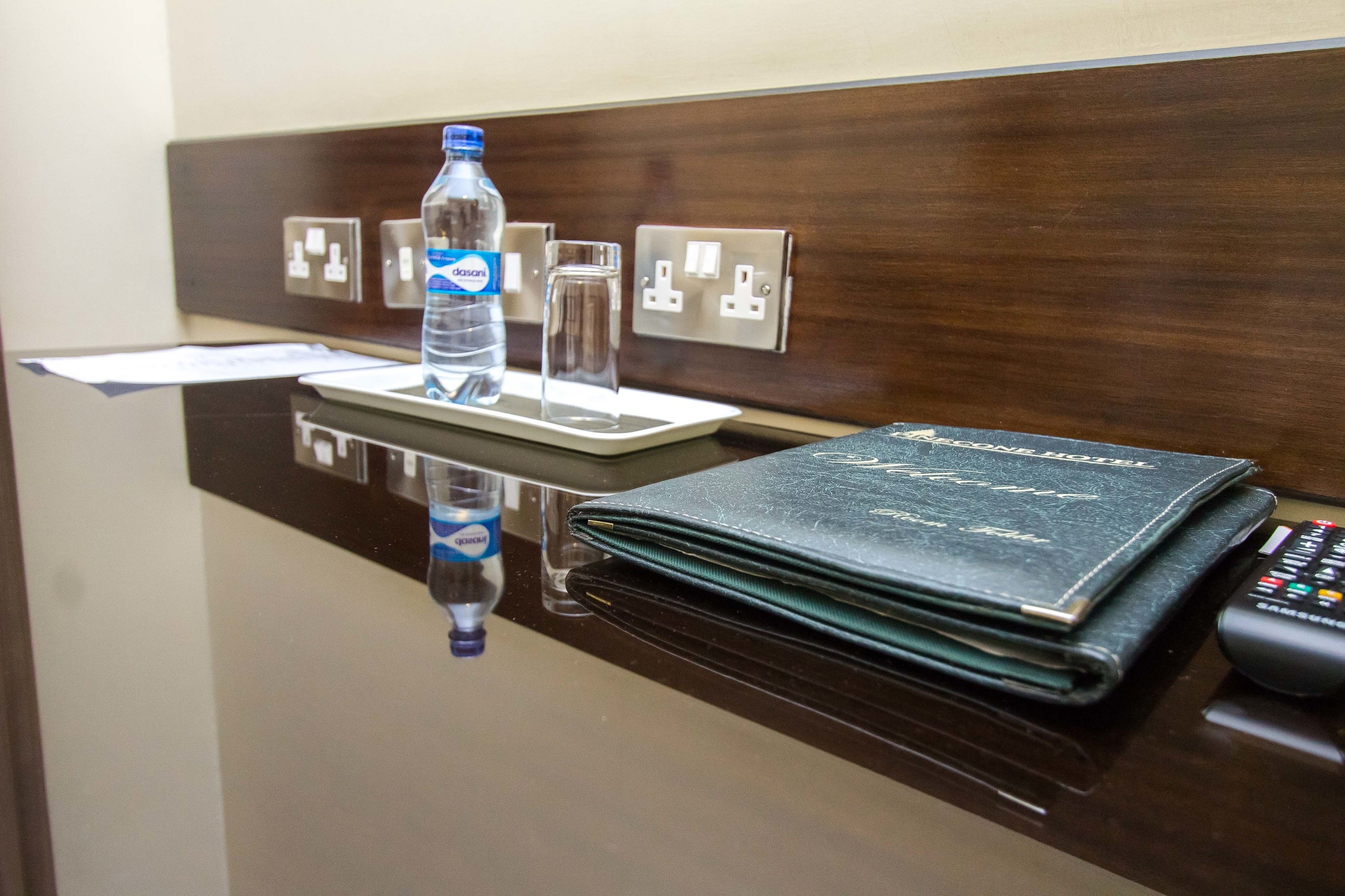 deluxe double room | room amenity