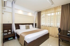 In-room safe, free WiFi