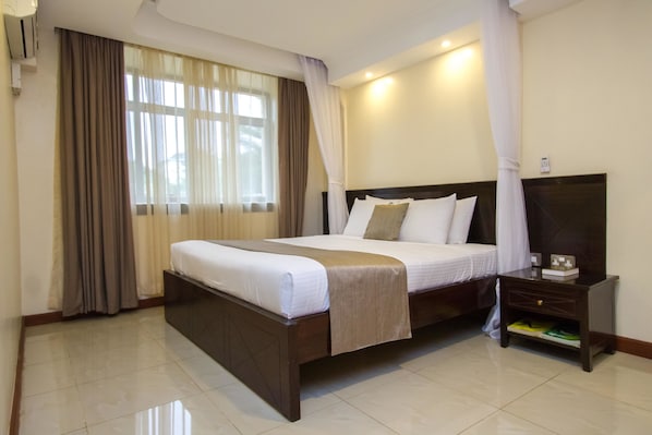 Superior Double Room | In-room safe, free WiFi - Pinecone Hotel (Kisumu)