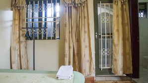 Unclassified image, 3 of 30, button - Rays Hotel (Mbarara)