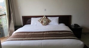Suíte | Wi-Fi de cortesia, roupa de cama