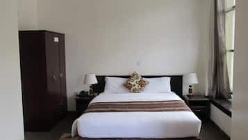 Free WiFi, bed sheets