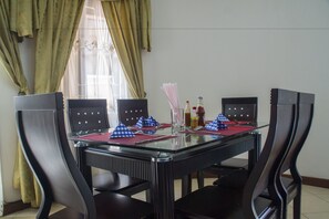 Servicio de comidas en la habitación