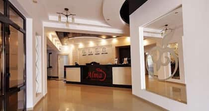 Hotel Alma