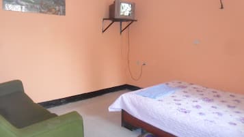 Standard Double Room | Desk, free WiFi