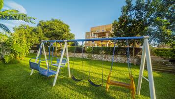 Leiksvæði fyrir börn