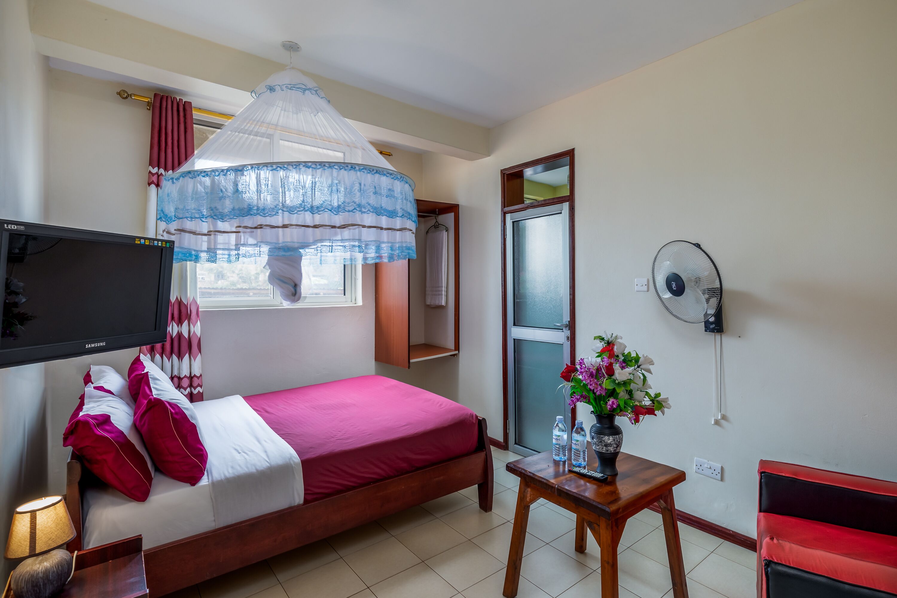 Photo - Hotel Royal Nest Entebbe