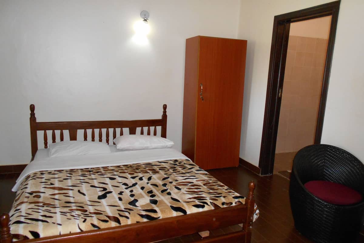 Standard Double Room | Free WiFi