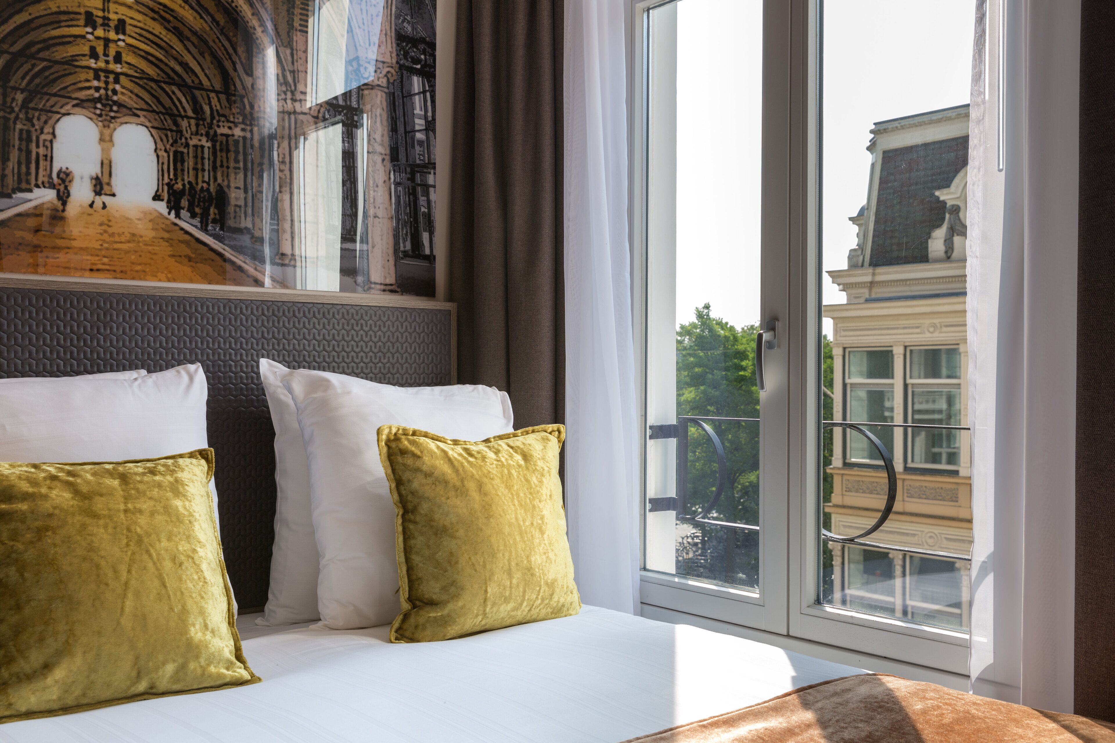 Allergiatestatut vuodevaatteet, minibaari, tallelokero huoneessa